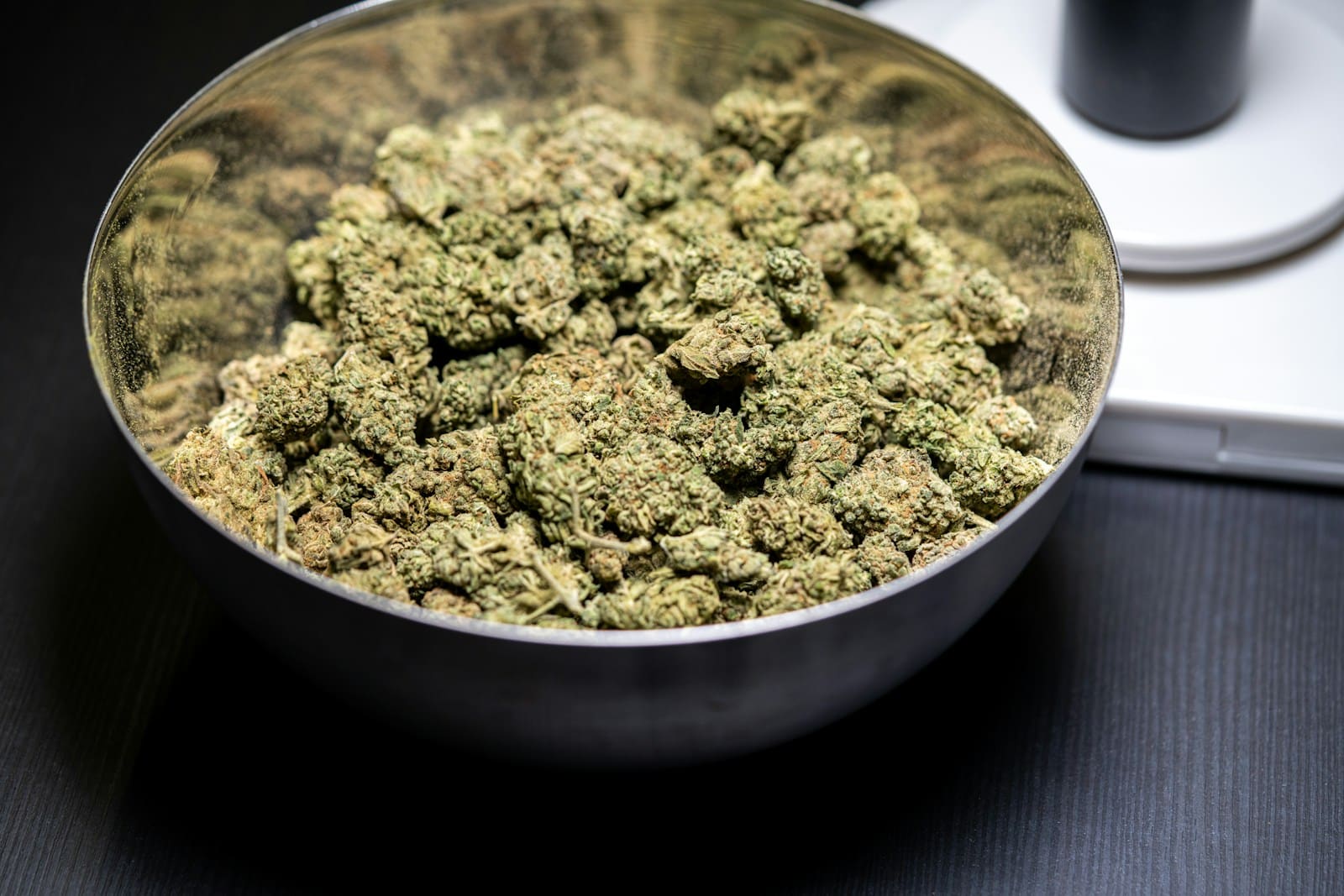 what is a qp of weed, qp of weed weight, qp of weed in grams